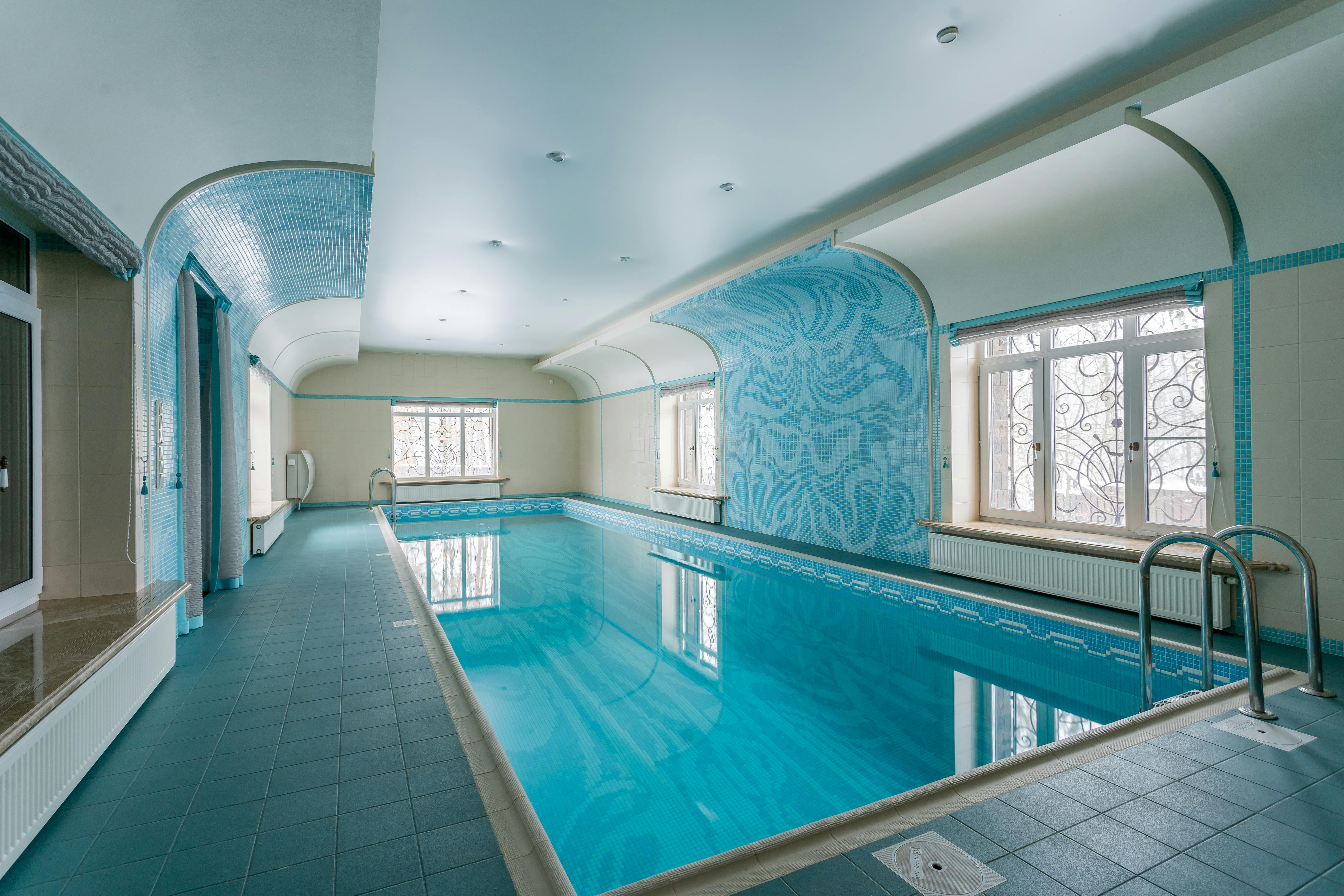 Merter Subesi premium havuz ve spa yüzme kursu